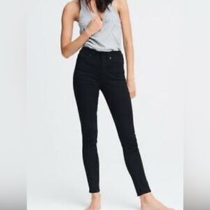 Rag & Bone classic Black mid- rise Skinny Jeans size 27